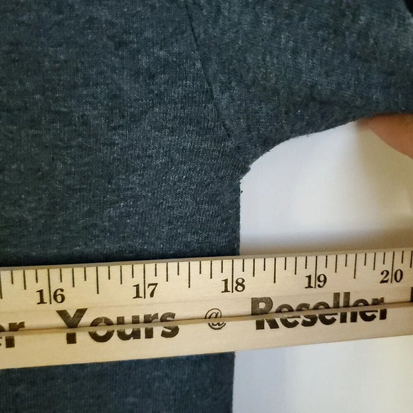 Stars Wars The Mandalorian The Child Womens T-shirt Size Small Gray Short Sleeve - Picture 9 of 10